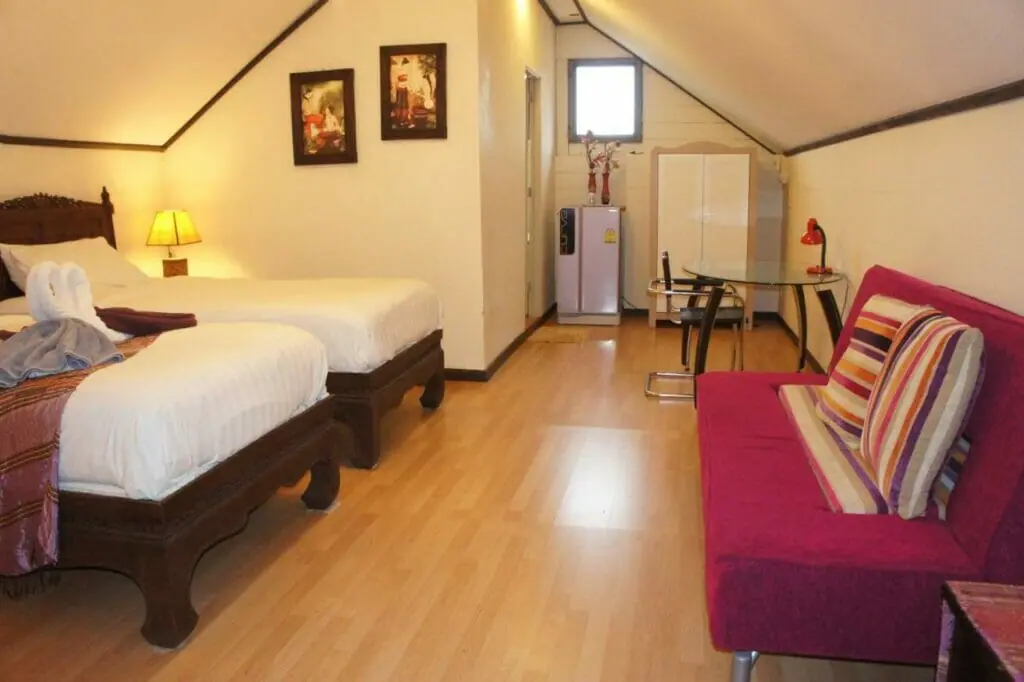 Phuket Gay Homestay - gay resort thailand