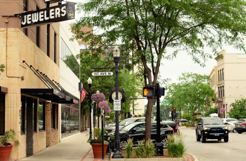 Moving To LGBT Fargo Gay Neighborhood North Dakota. gay realtors Fargo. gay realtors Fargo