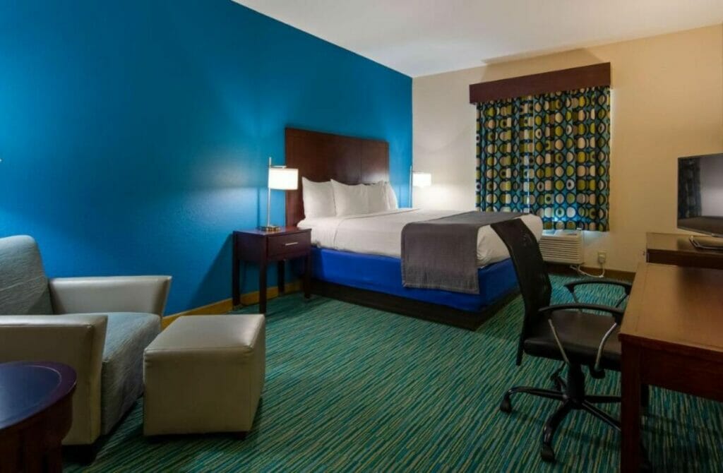 Best Western Wesley Chapel - Best Gay resorts in Tampa Florida - best gay hotels in Tampa Florida